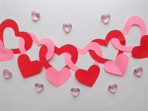 how to make paper heart garland why not try incorporating recycled materials into your craft projects